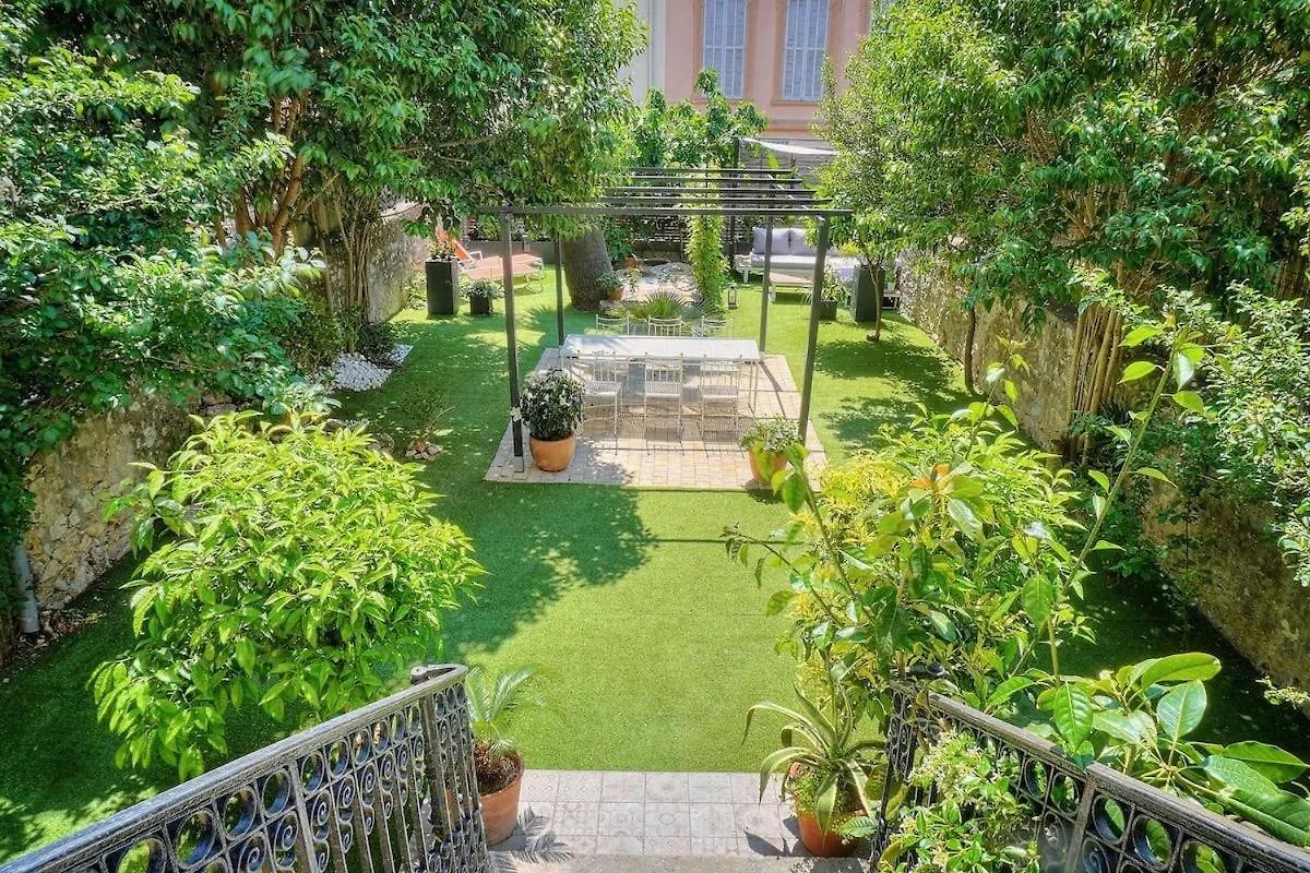 Apartment Studio Paulette Mezzanine - 500M From The Beach Cannes France